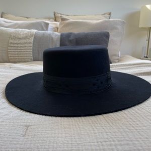 NWOT!!! Lack of color The Sierra hat